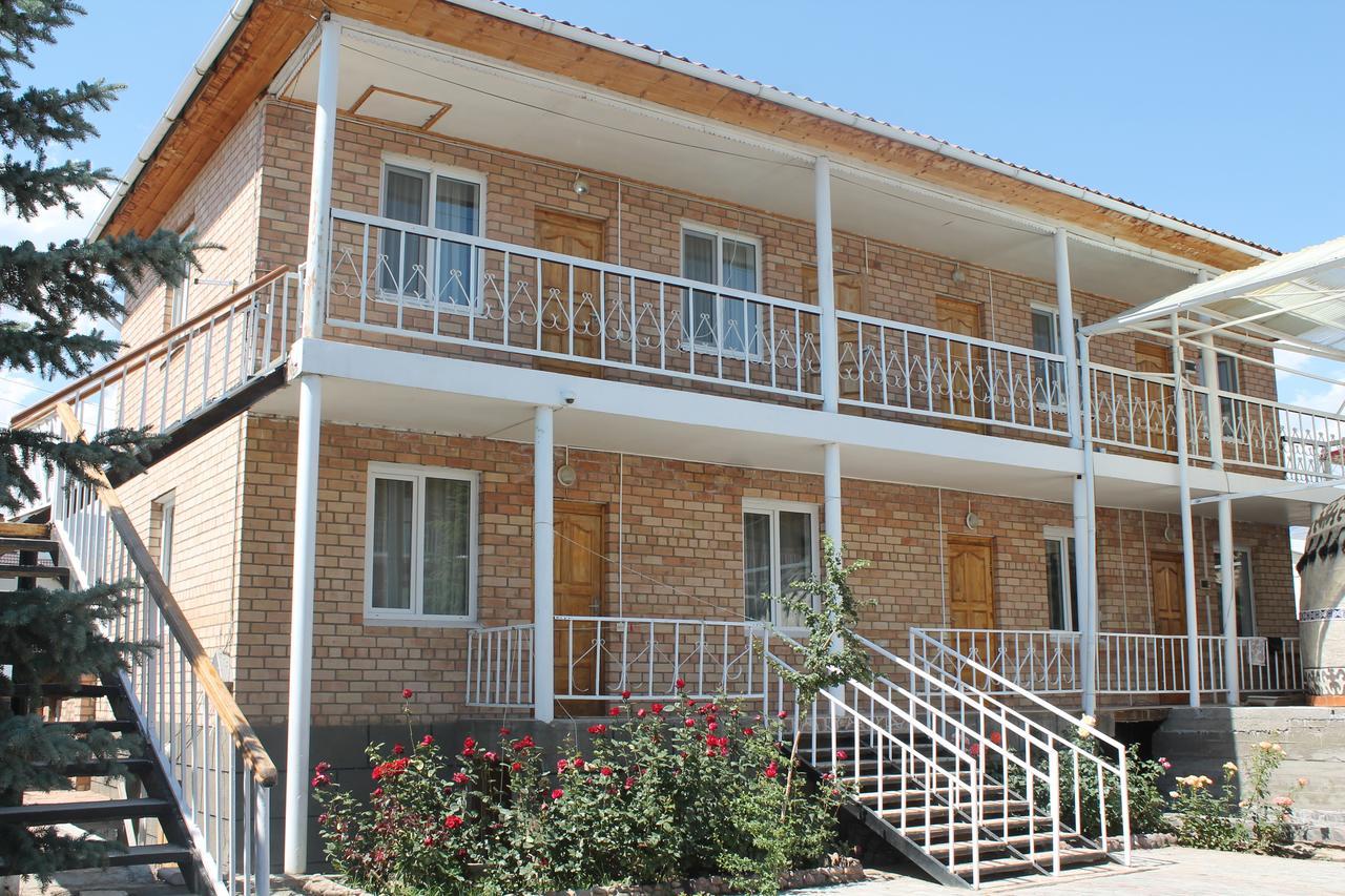 Адилет Hotel Cholpon-Ata Exterior foto